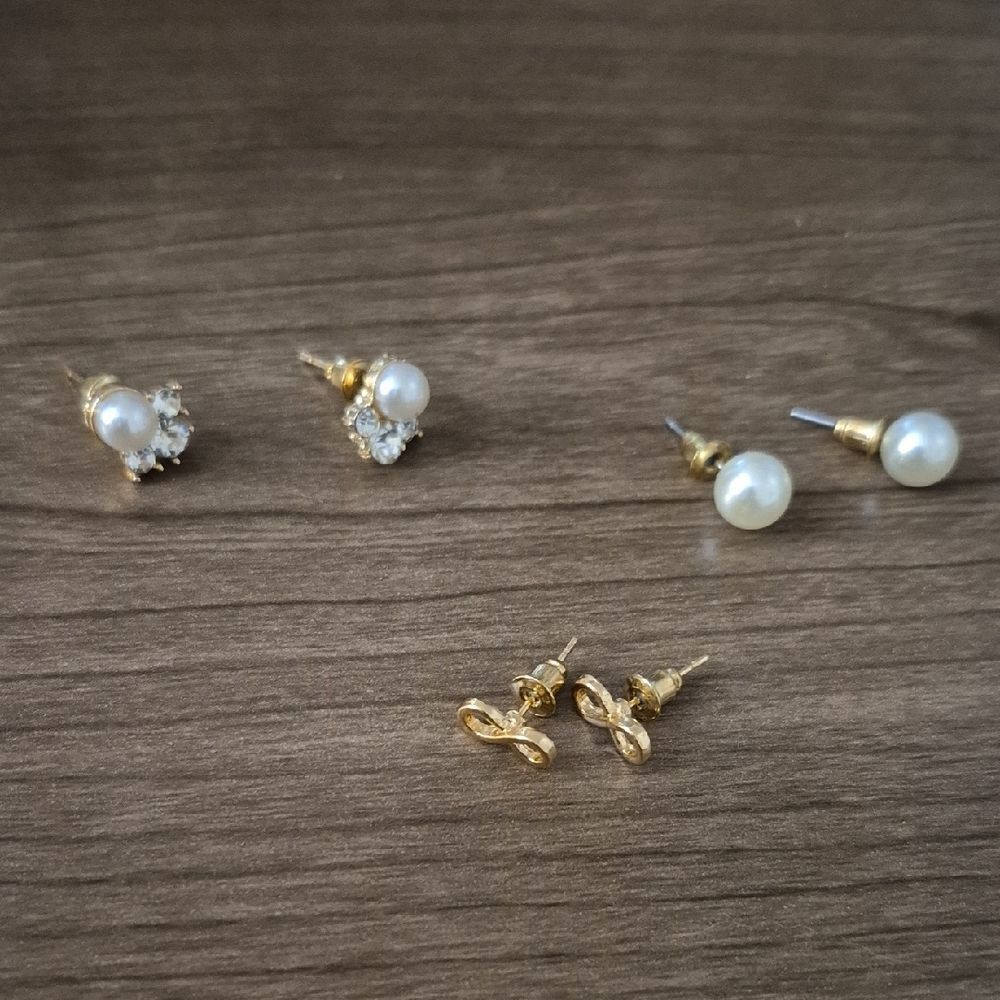 Gold and Pearl Stud Earrings 3PC Matching Rhinestone Infinity Set